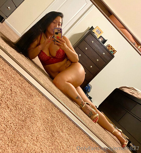 Emelh827 perfect pornstar archive