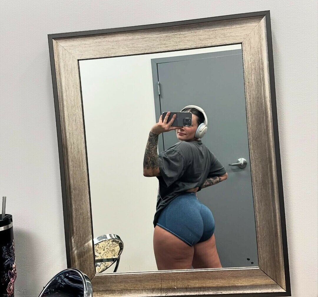 Hopemfnoe sexy pornstar img