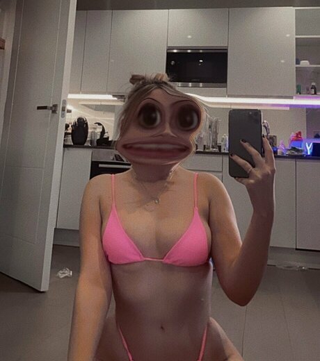 Kiera Bridget erotic model images