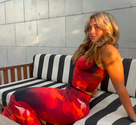 Jordan Blue sex model pic