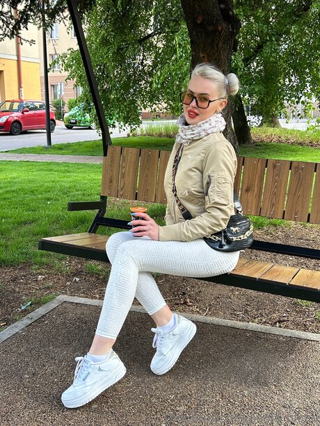 Paola blond pornstar beautiful pictures