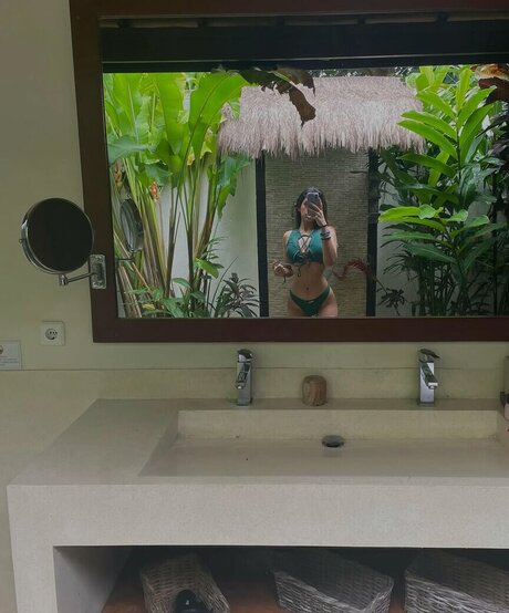 Pakhi Gadh high quality pornstar images