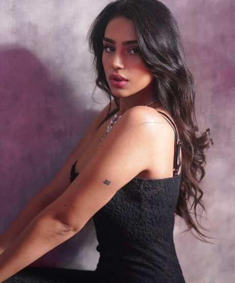 Pakhi Gadh erotic pornstar archive