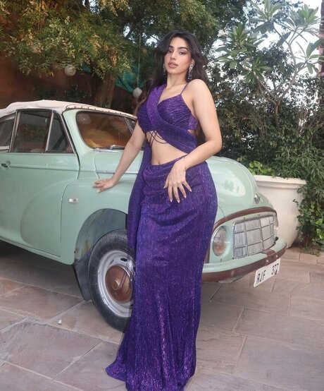 Pakhi Gadh naked star picture