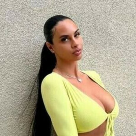 Johanna Leia exclusive model picture