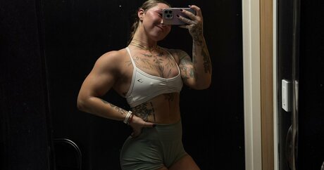 teen natural tits onlyfans hot nude pictures