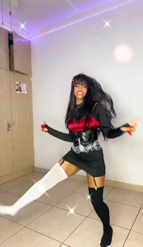 Princess Sachiko model hot photos