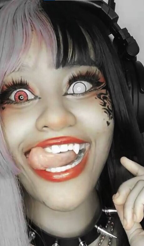 Princess Sachiko model high quality image