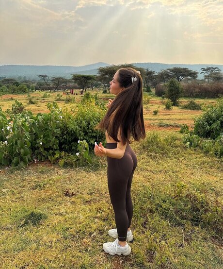 Natalia Karczmarczyk naked model photos