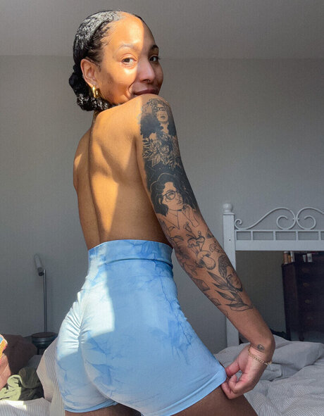 Leo London xxx star photos