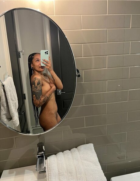 Leo London pornstar nice pics