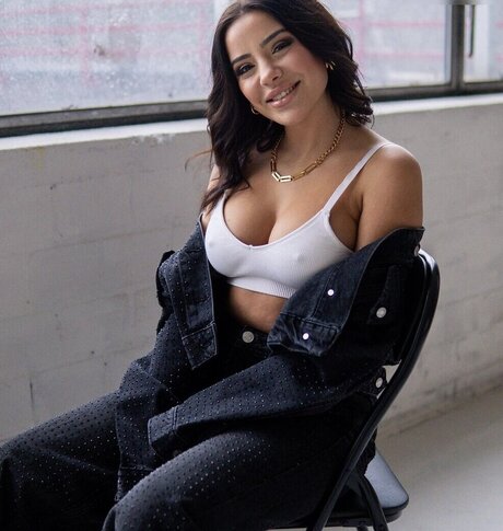 Leyla Lahouar model nudes photo