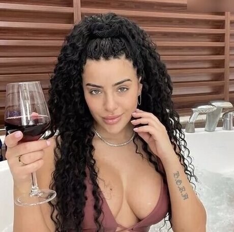 Leyla Lahouar pornstar nudes photo