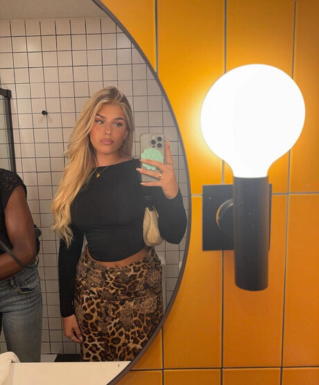 bride onlyfans hot nude picture