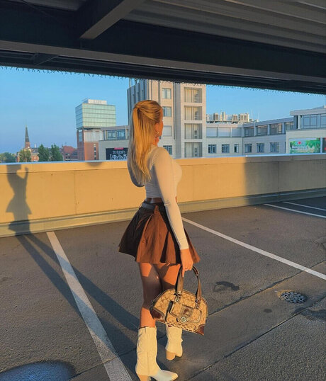 skinny black teen onlyfans art porn galleries