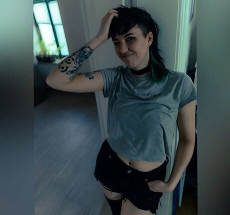 locolea model art pics