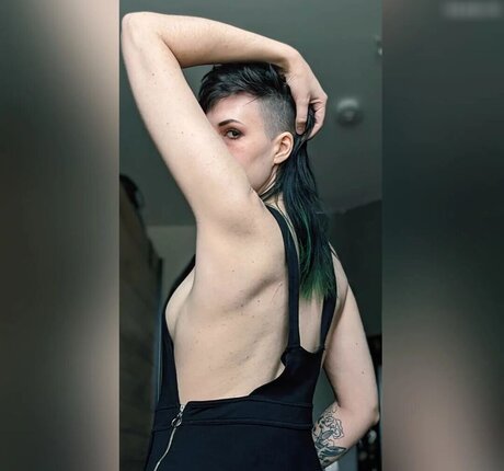 locolea sex actress pics