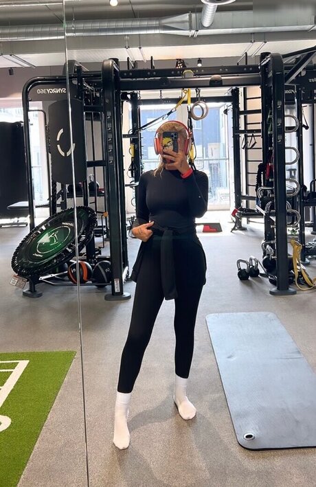 Loredana Zefi star top picture