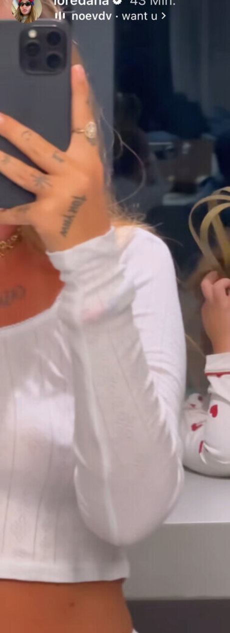 Loredana Zefi exclusive model pictures