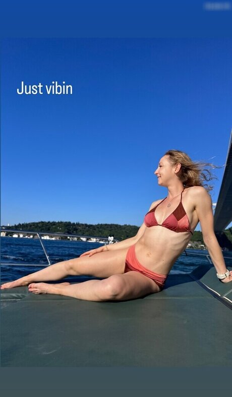 schokolove_ exclusive model image