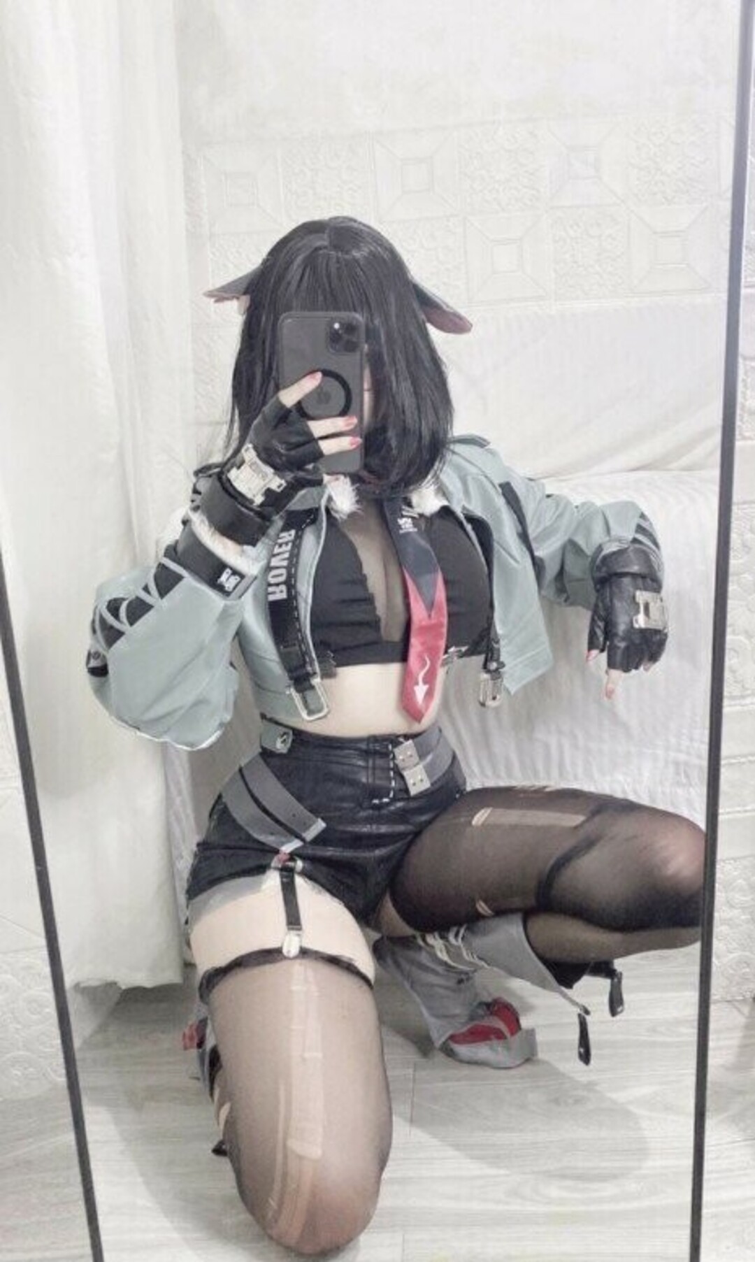 pale teen onlyfans sexy picture