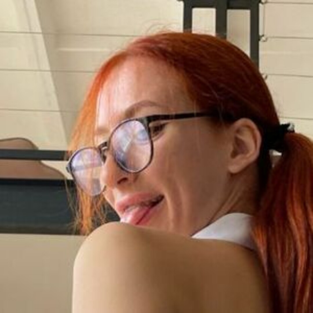 Hanna Ginger star top archive
