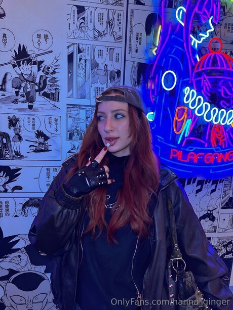 Hanna Ginger erotic star image