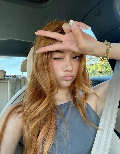 Megan Skiendiel porn model photo