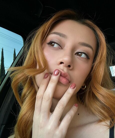 Megan Skiendiel model naked img