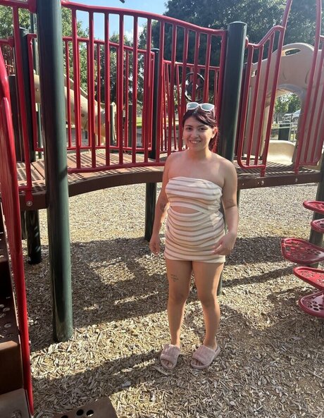 college teacher onlyfans exclusive photos