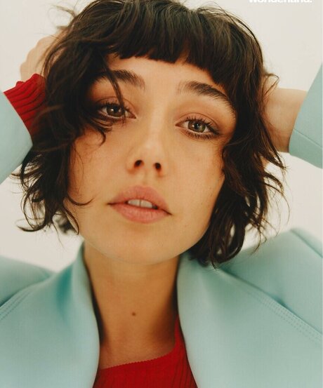 Sydney Chandler pornstar pretty images