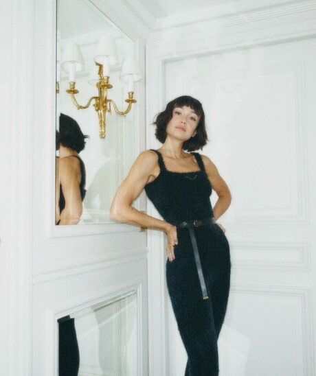 Sydney Chandler nude star images