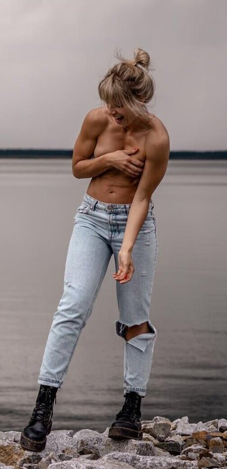 Adrienne Koleszar nice model pictures