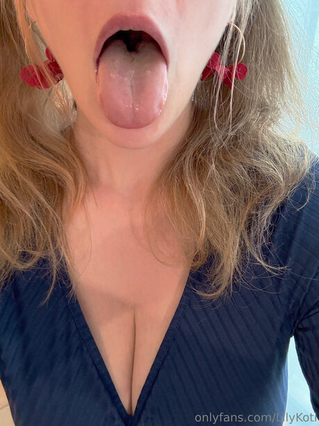 blowjob cum in mouth onlyfans exclusive picture