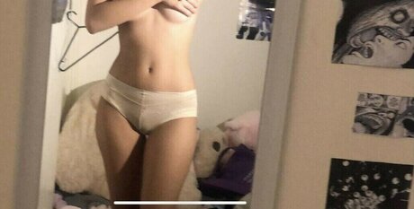 Mimi Tran perfect actress gallery