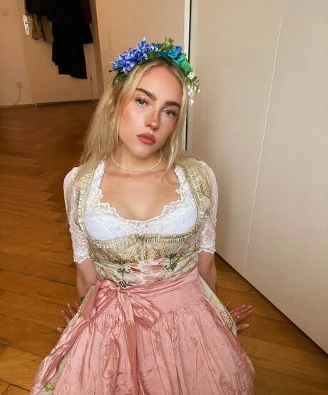 trans onlyfans art nude pic