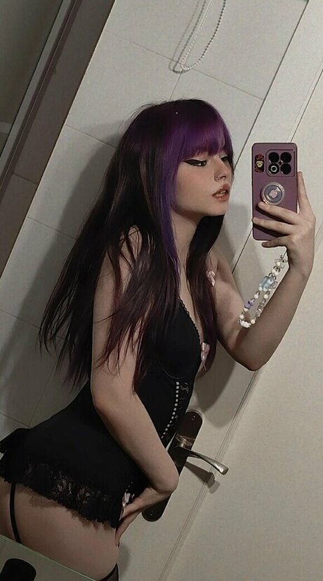 theakaleina star adult pics