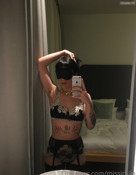 Missirajin pornstar sexy picture