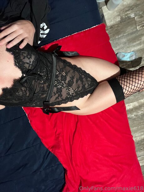 Maxie618 high quality star img