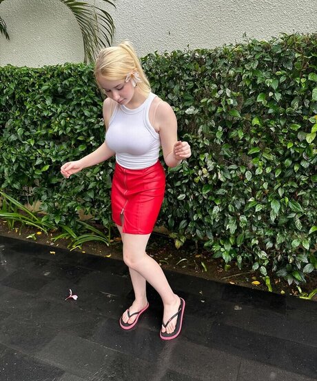 Dasha Gartman free star photos