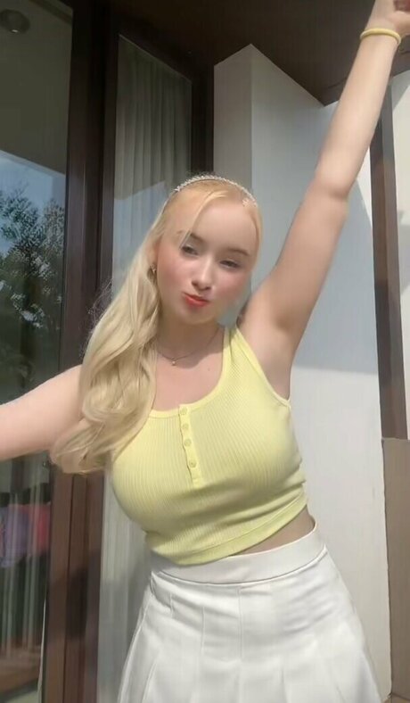 Dasha Gartman nice pornstar img