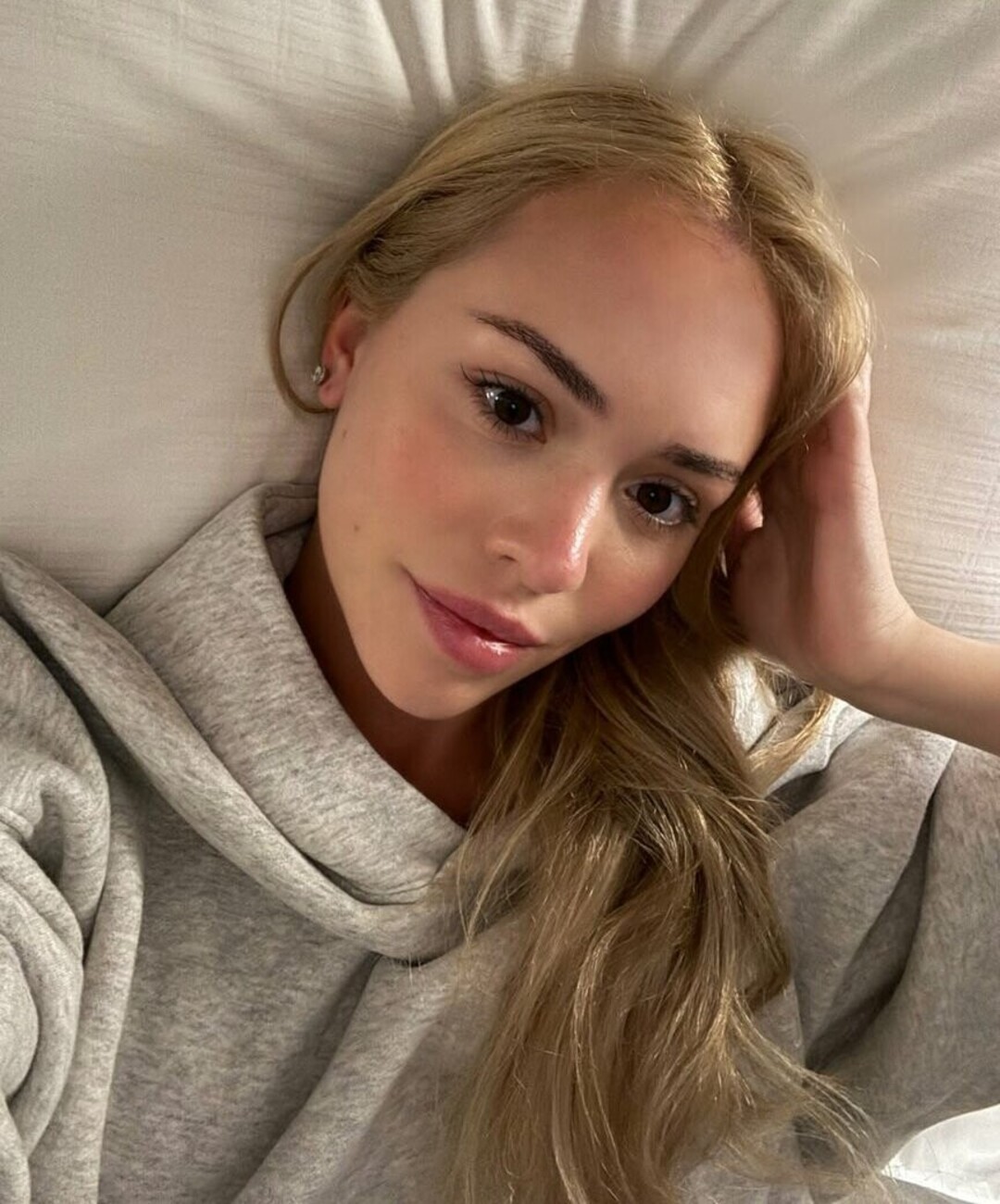 Agnessa Kosogon pornstar sexy photo