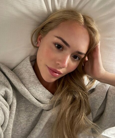 Agnessa Kosogon perfect actress pics