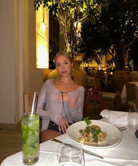 Agnessa Kosogon adult star photos