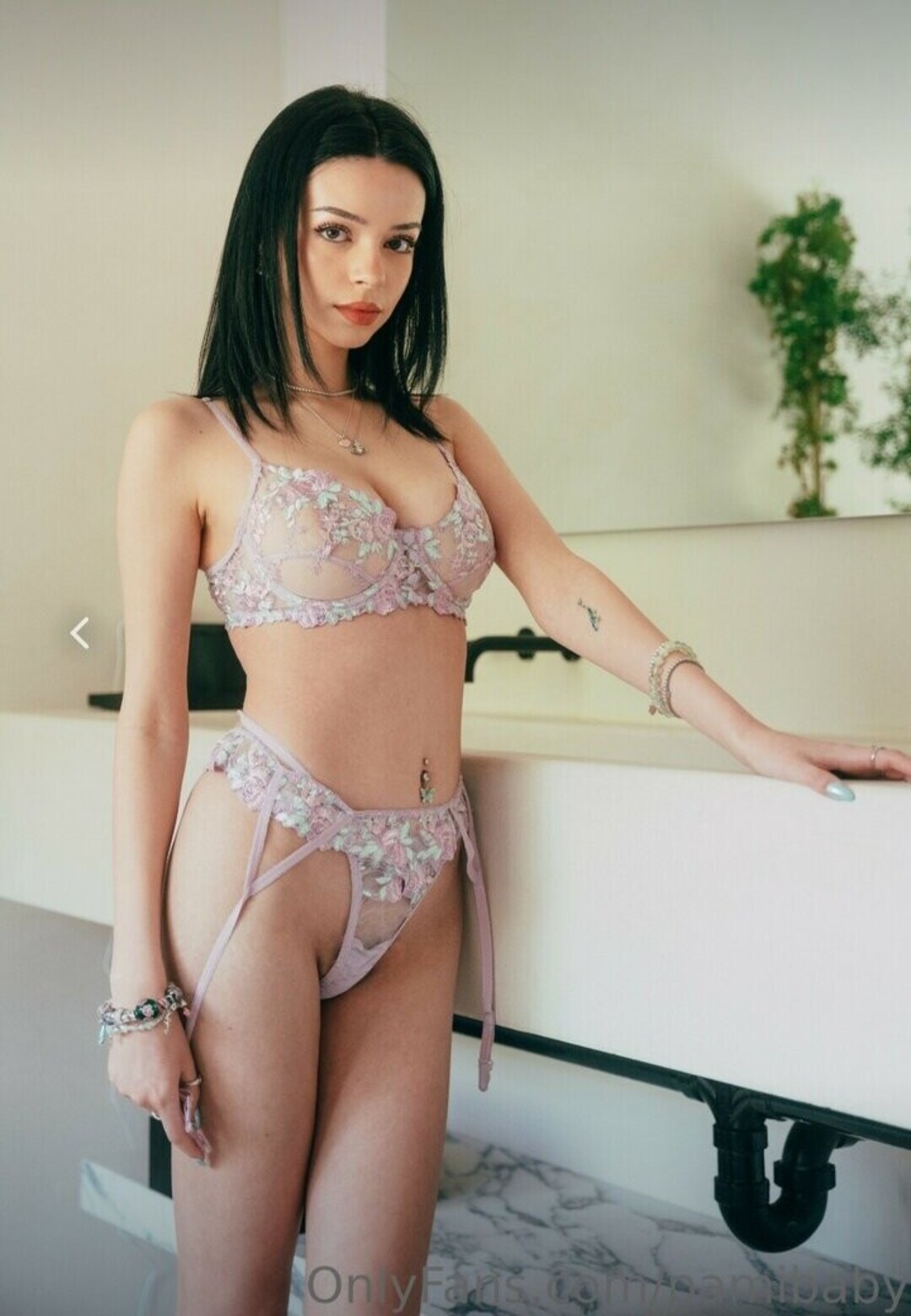 Pami Baby hd pornstar pictures
