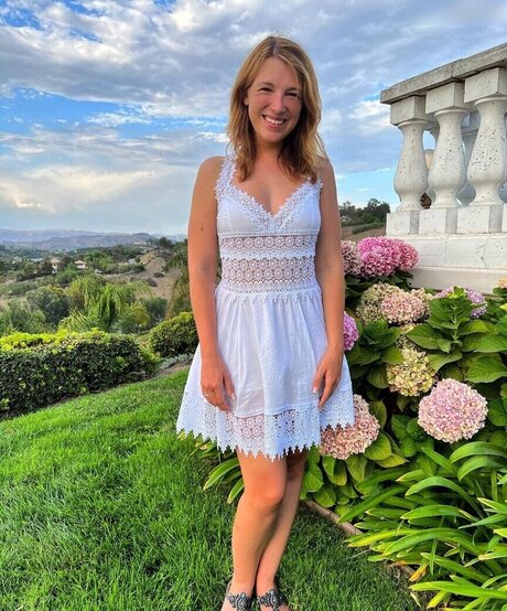 asian gangbang onlyfans beautiful pic