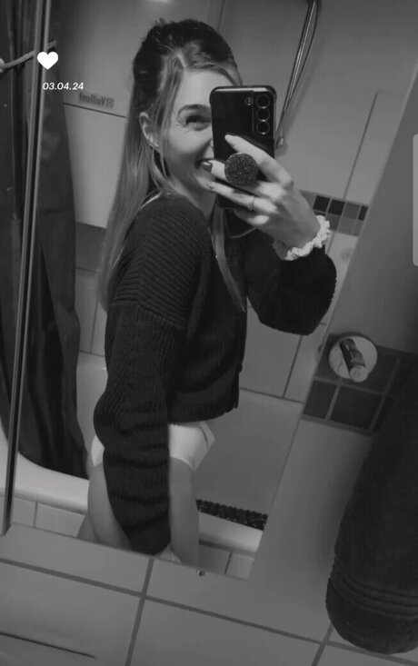 over 50 onlyfans free naked picture