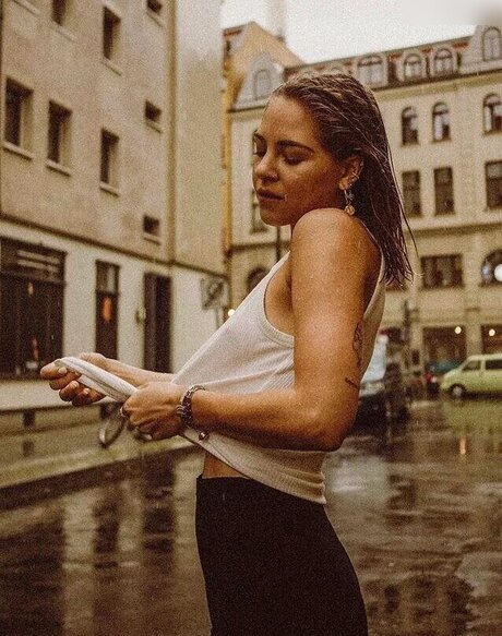 Diana zur L wen high quality star photos