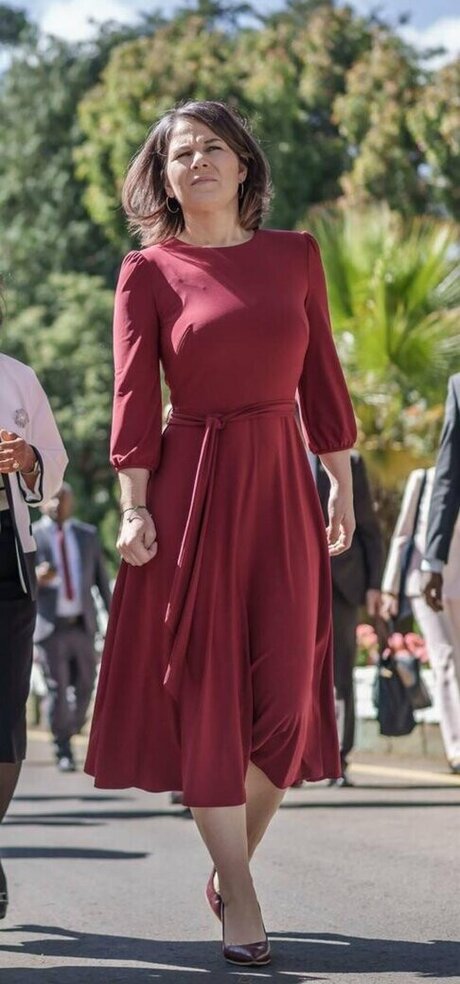 Annalena Baerbock naked pornstar pic