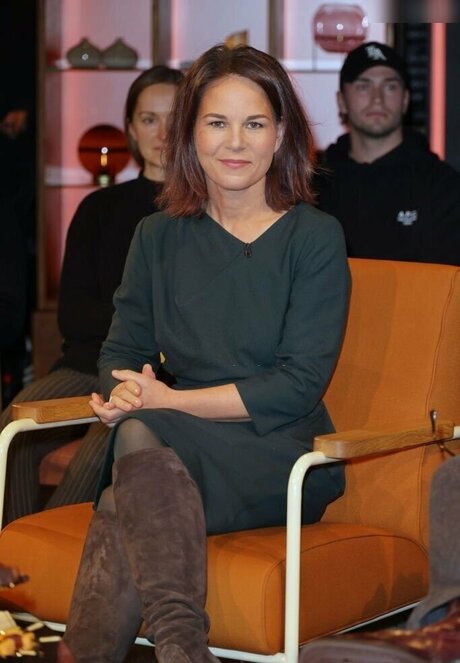 ebony wet pussy onlyfans sexy naked img